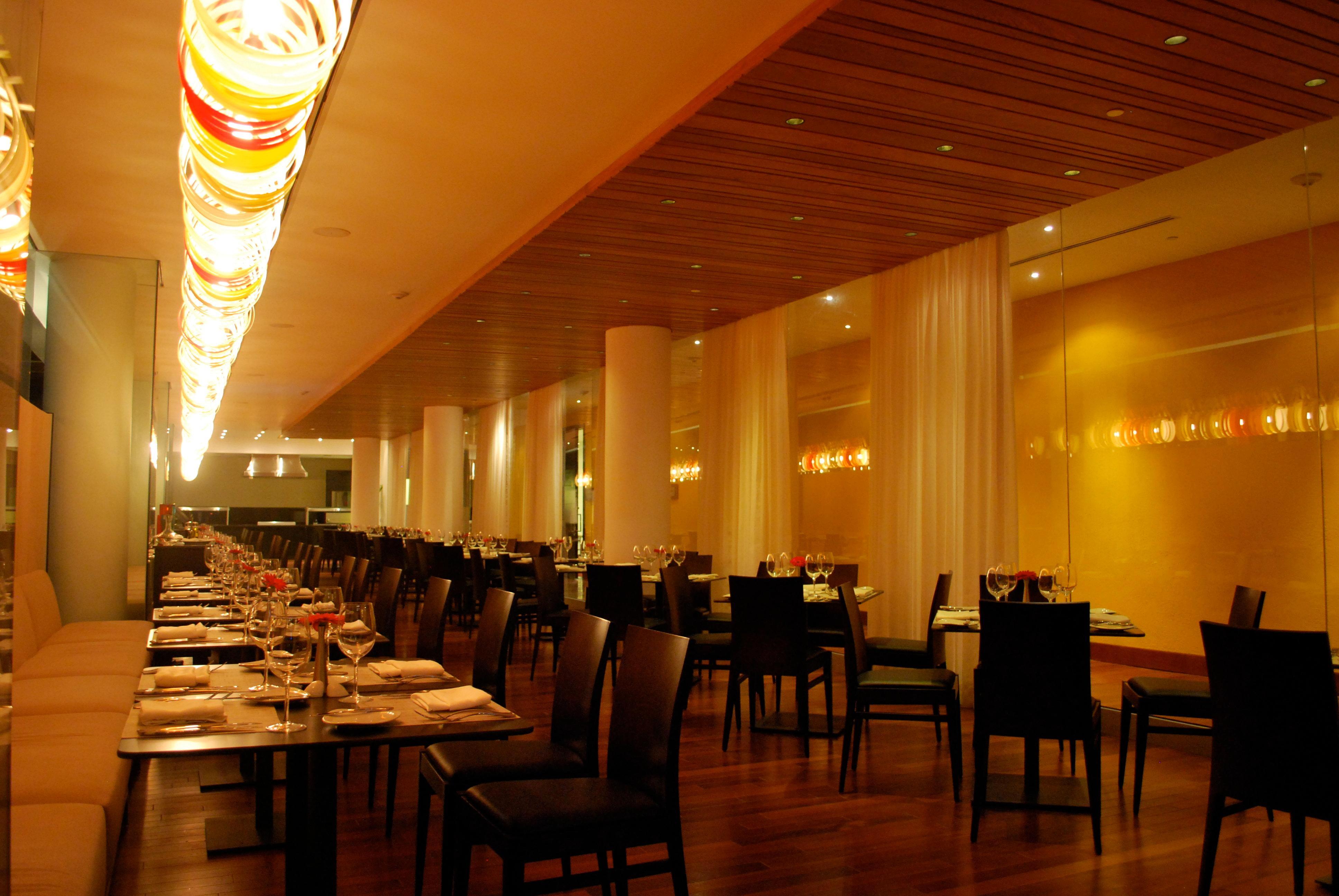 Holiday Inn Santo Domingo By Ihg Exterior photo The interior of the restaurant