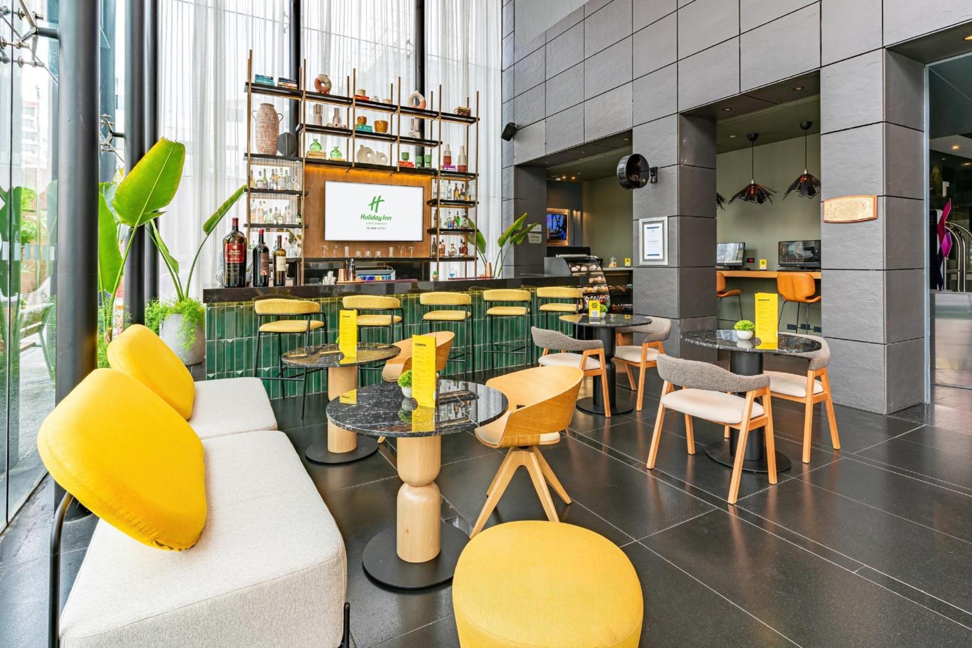 Holiday Inn Santo Domingo By Ihg Exterior photo Lobby bar