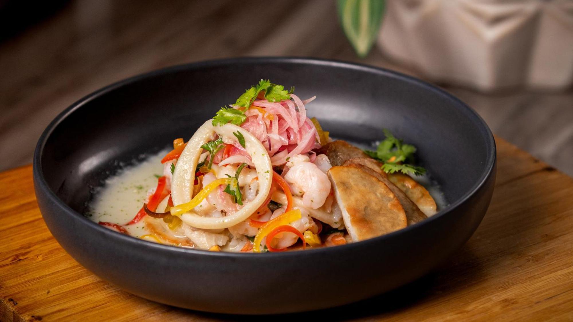 Holiday Inn Santo Domingo By Ihg Exterior photo Ceviche
