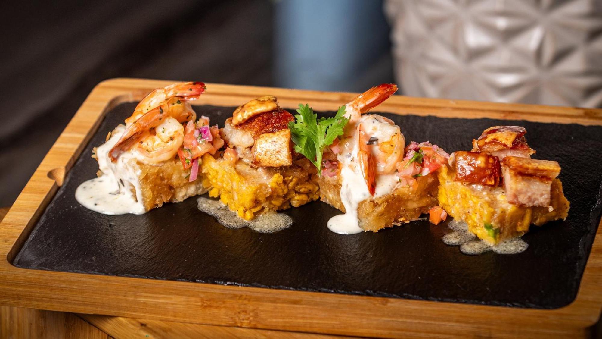 Holiday Inn Santo Domingo By Ihg Exterior photo Shrimp and cornmeal fritter