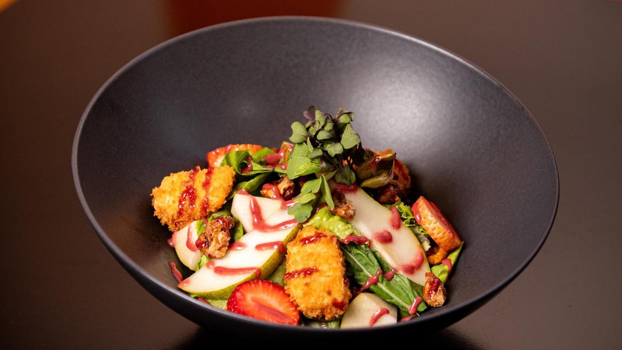 Holiday Inn Santo Domingo By Ihg Exterior photo A salad with tofu
