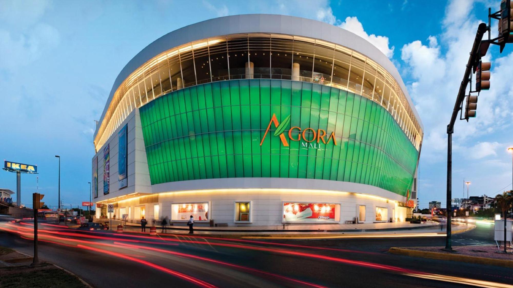 Holiday Inn Santo Domingo By Ihg Exterior photo Aeon Mall in El Salvador